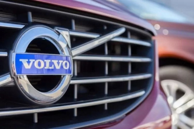 Suntik Mati, Volvo Hentikan Produksi V90 dan V90 Cross Country
